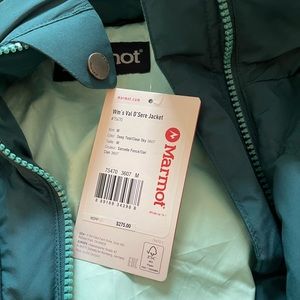 - Women’s Marmot Ski Jacket New with tags